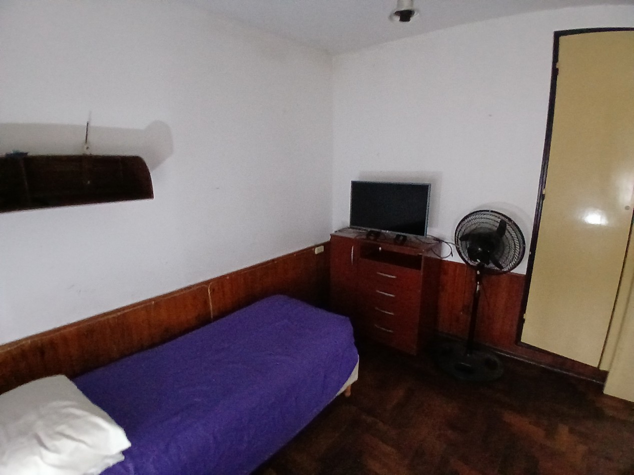 B° ATE: VENDO CASA DE 3 DORMITORIOS A 2 CUADRAS DEL MC DONALD ´S RUTA 20