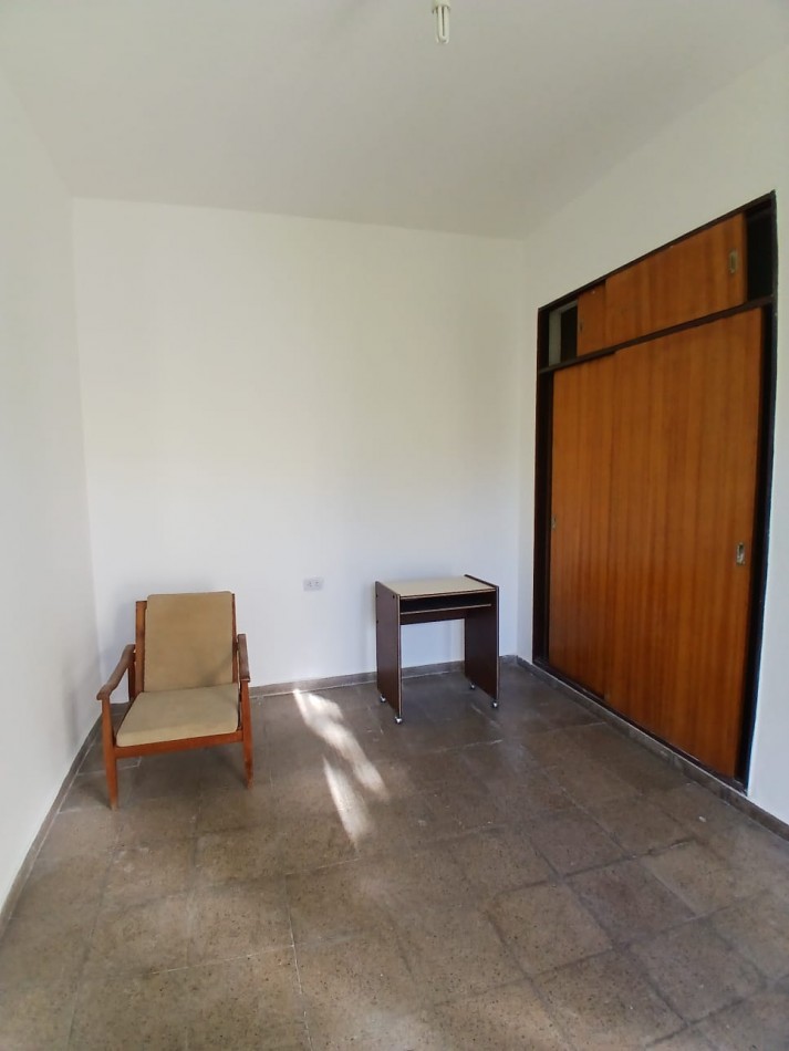 B° MATIENZO: ALQUILO DEPTO INTERNO DE 2 DORMITORIOS CON COCHERA