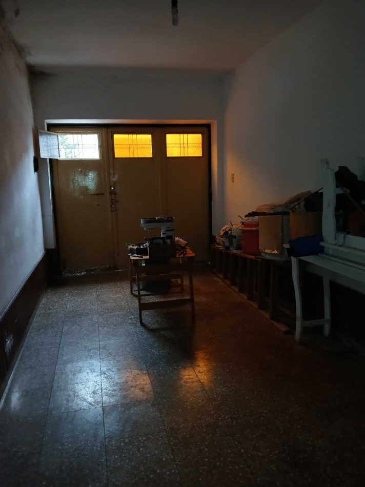 B° ATE: VENDO CASA DE 3 DORMITORIOS A 2 CUADRAS DEL MC DONALD ´S RUTA 20